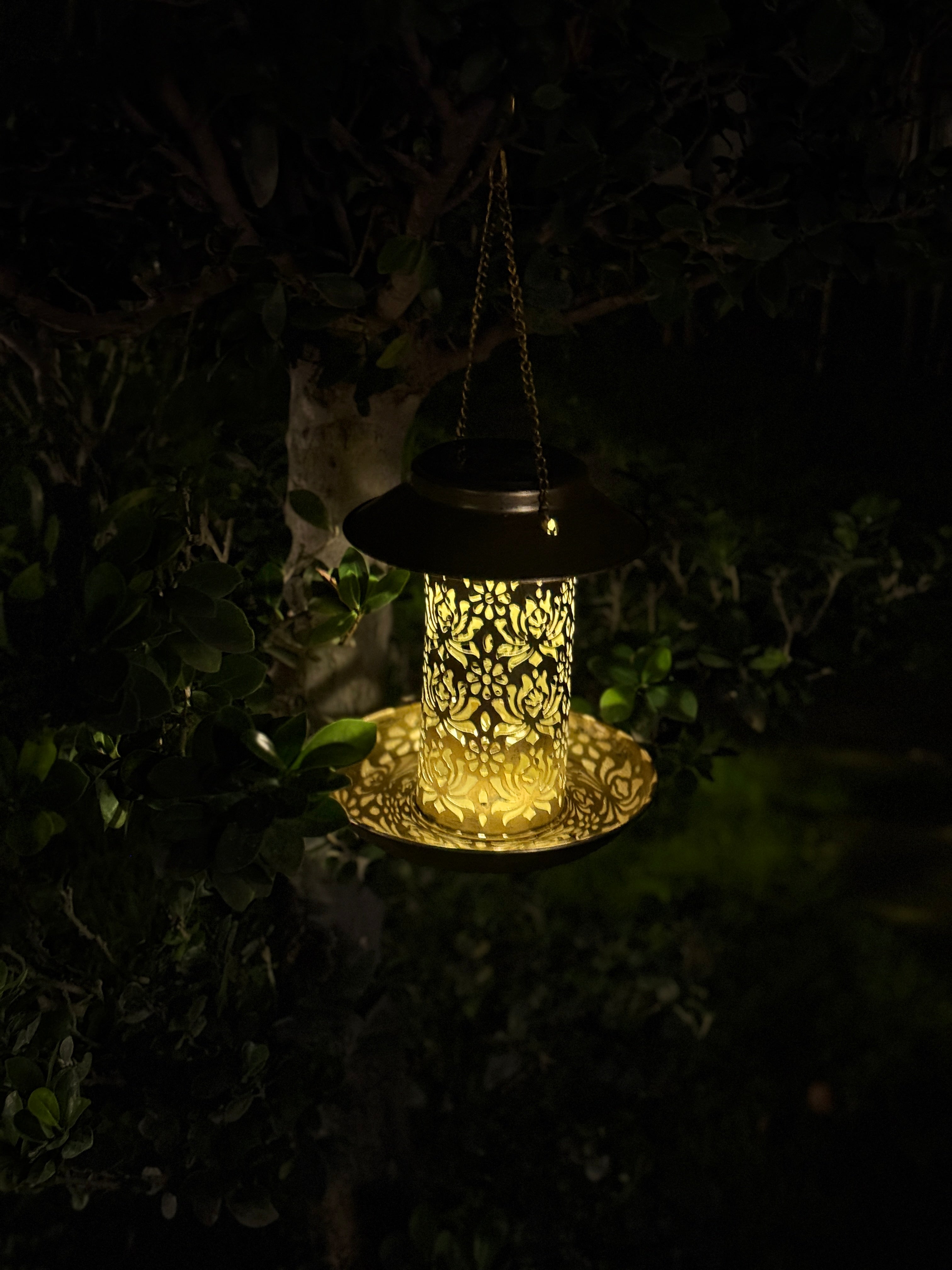Solar LED Bird Feeder Hanging Ornament for Garden Decor ( Unique )