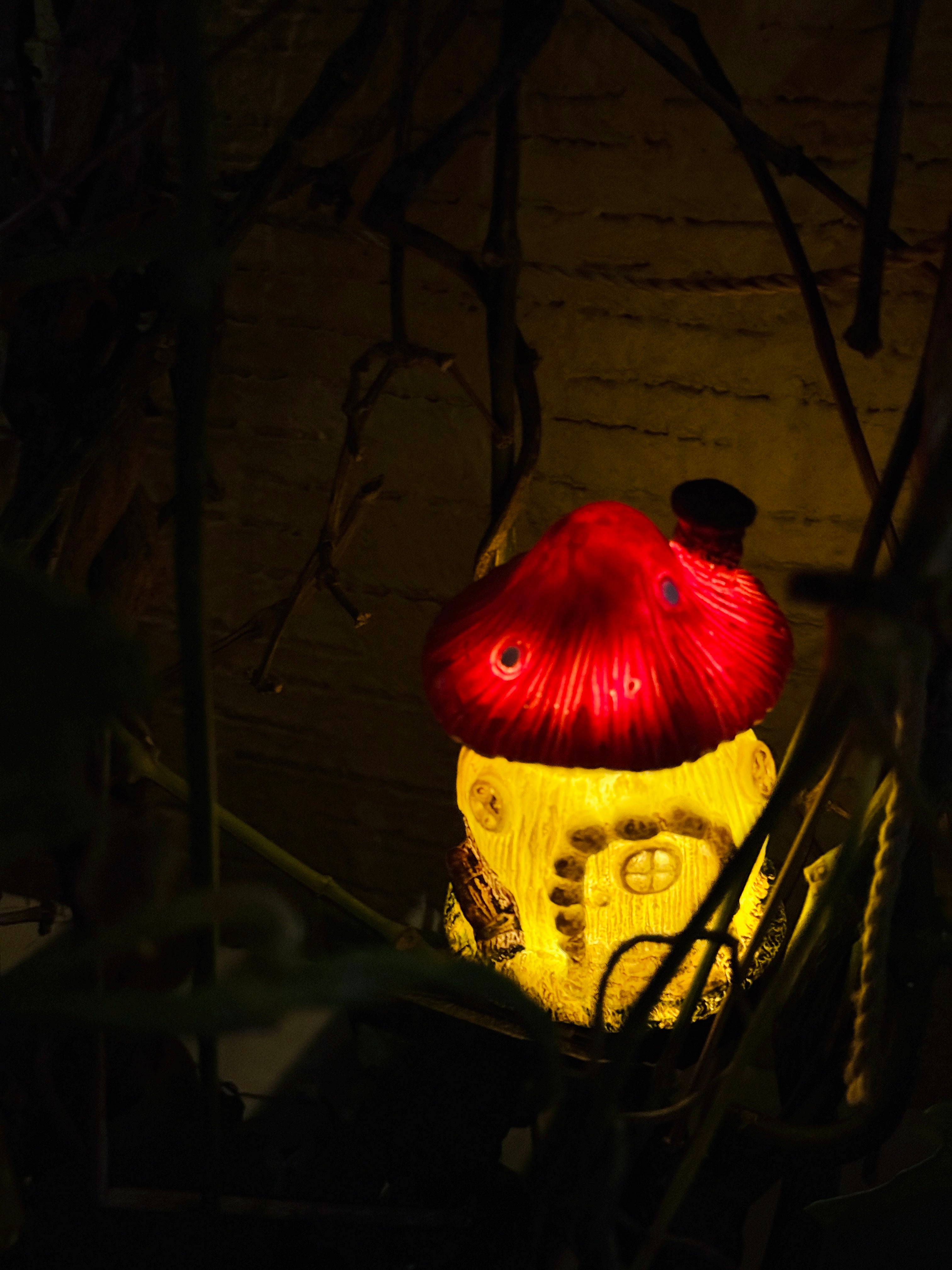 Solar Resin Ground Lamp for Outdoor