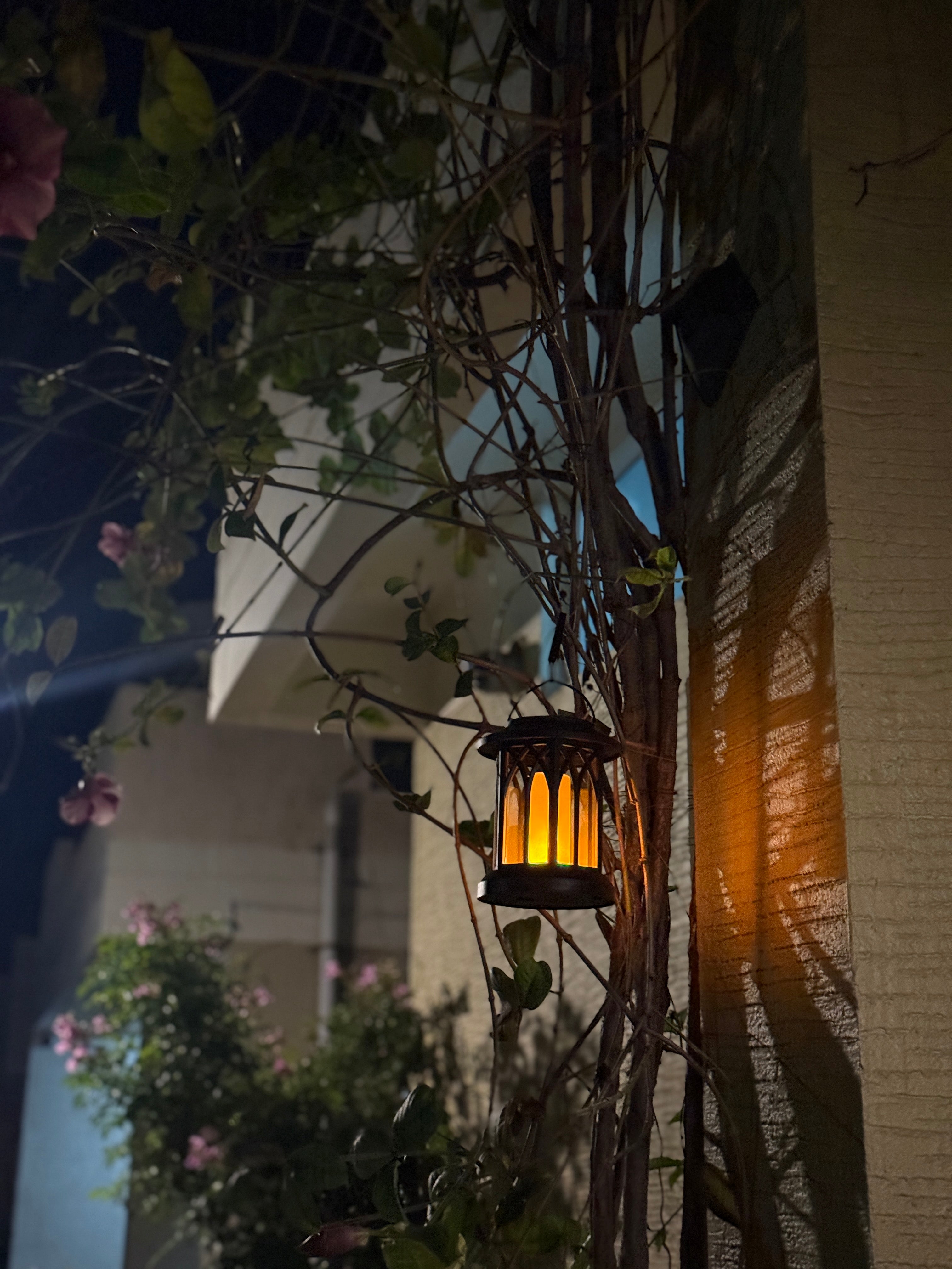 Flickering Flames Hook Hanging LED Solar Lanterns ( 2 Sets )